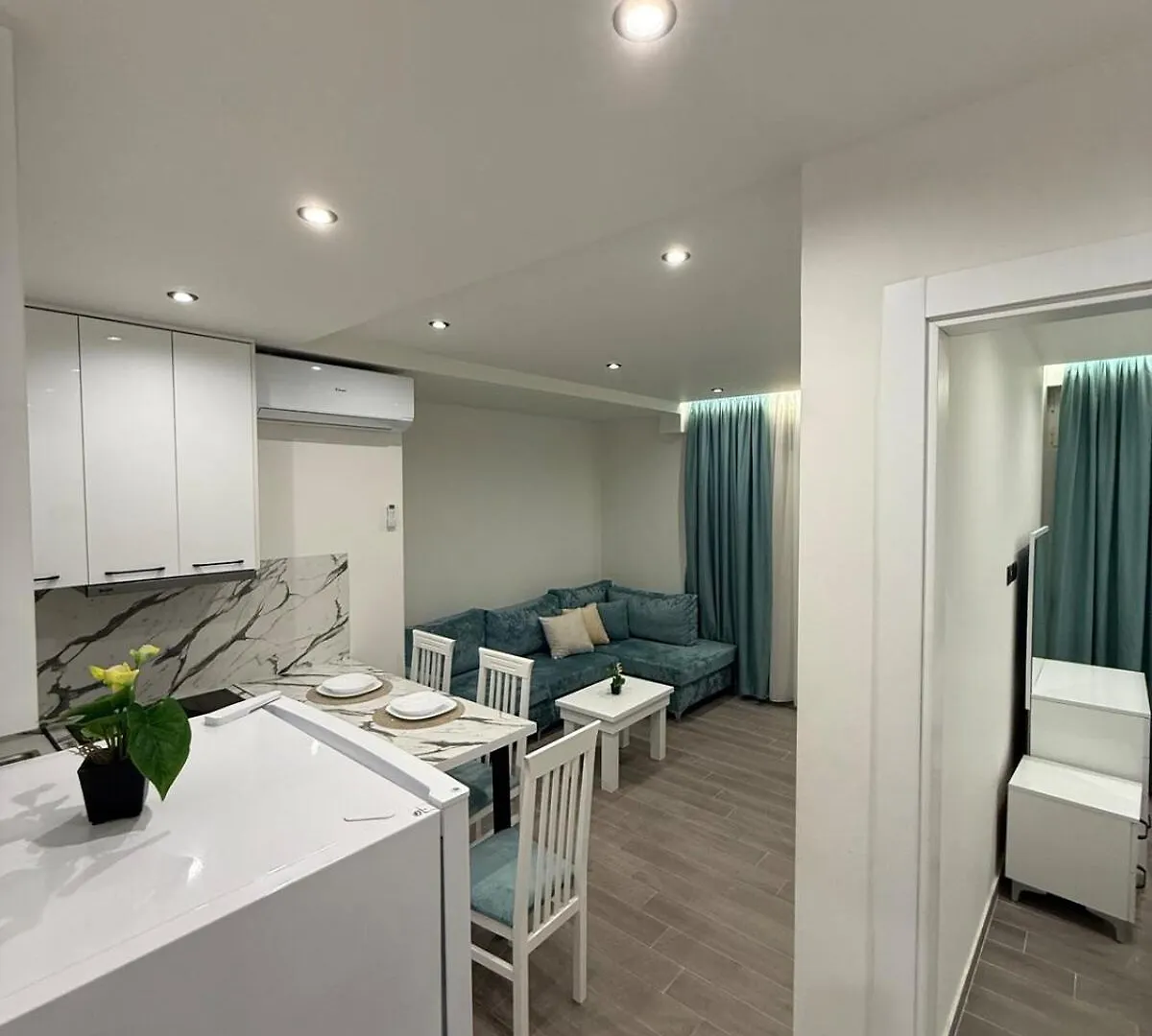 Greis Apartments 3 Tirana Albania
